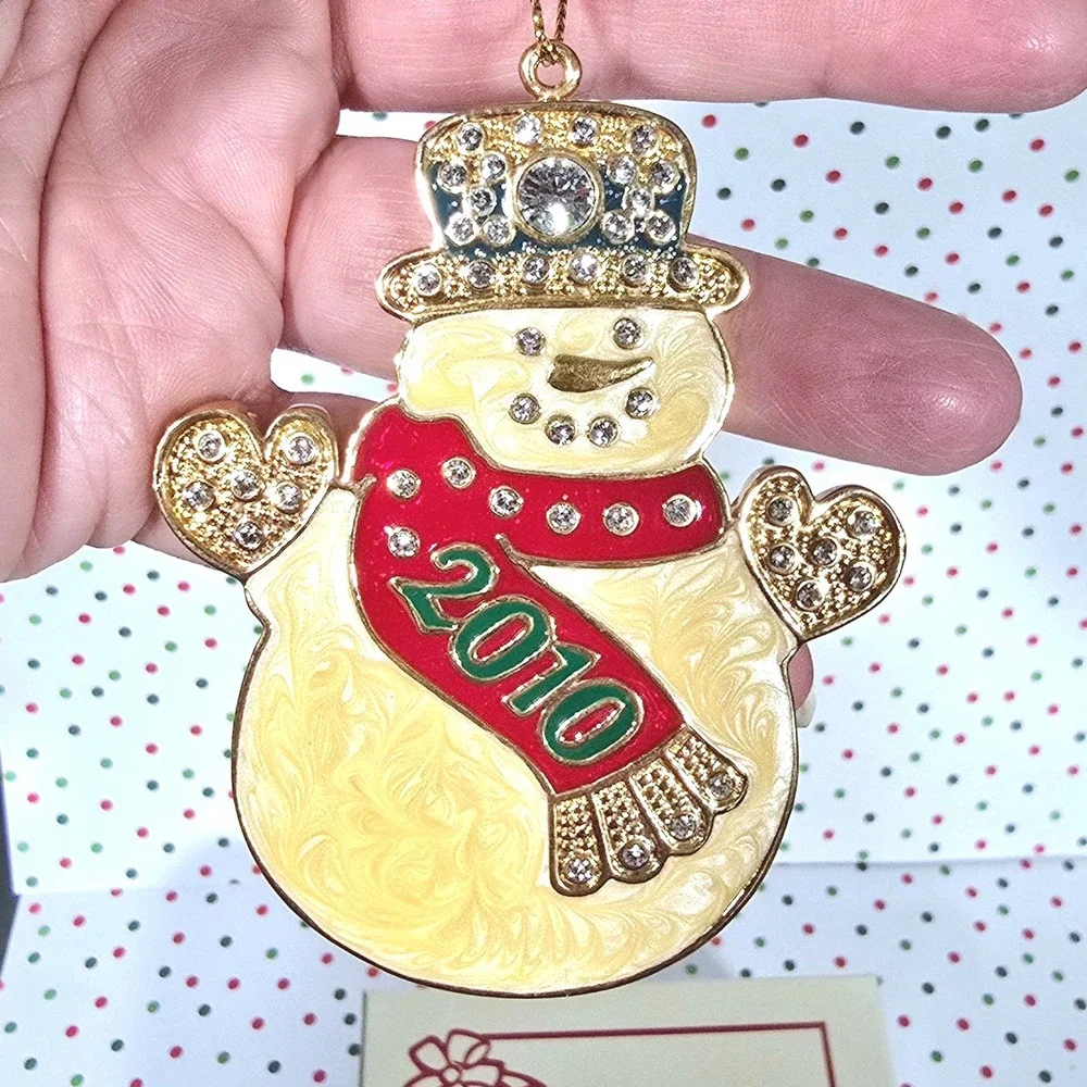 Danbury Mint 2010 Snowman Christmas Ornament Crystals‎ Enamel Gold Tone
